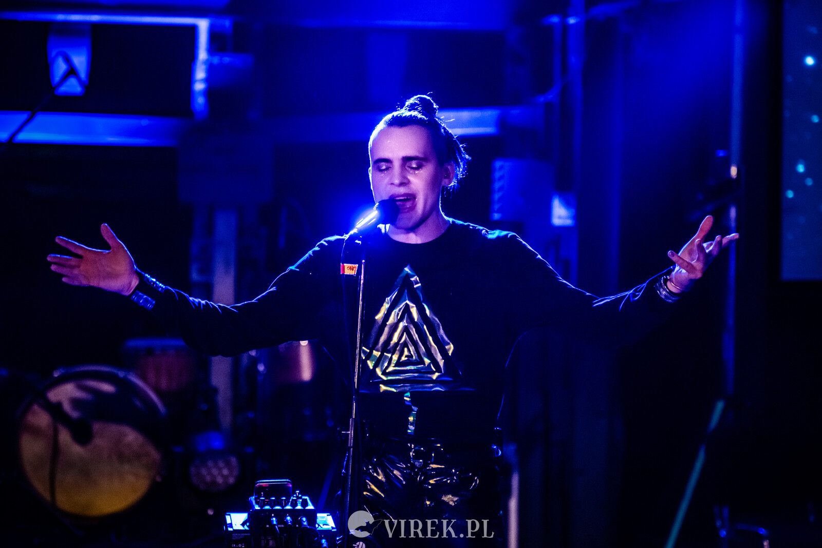 04_decadentfunclub_19